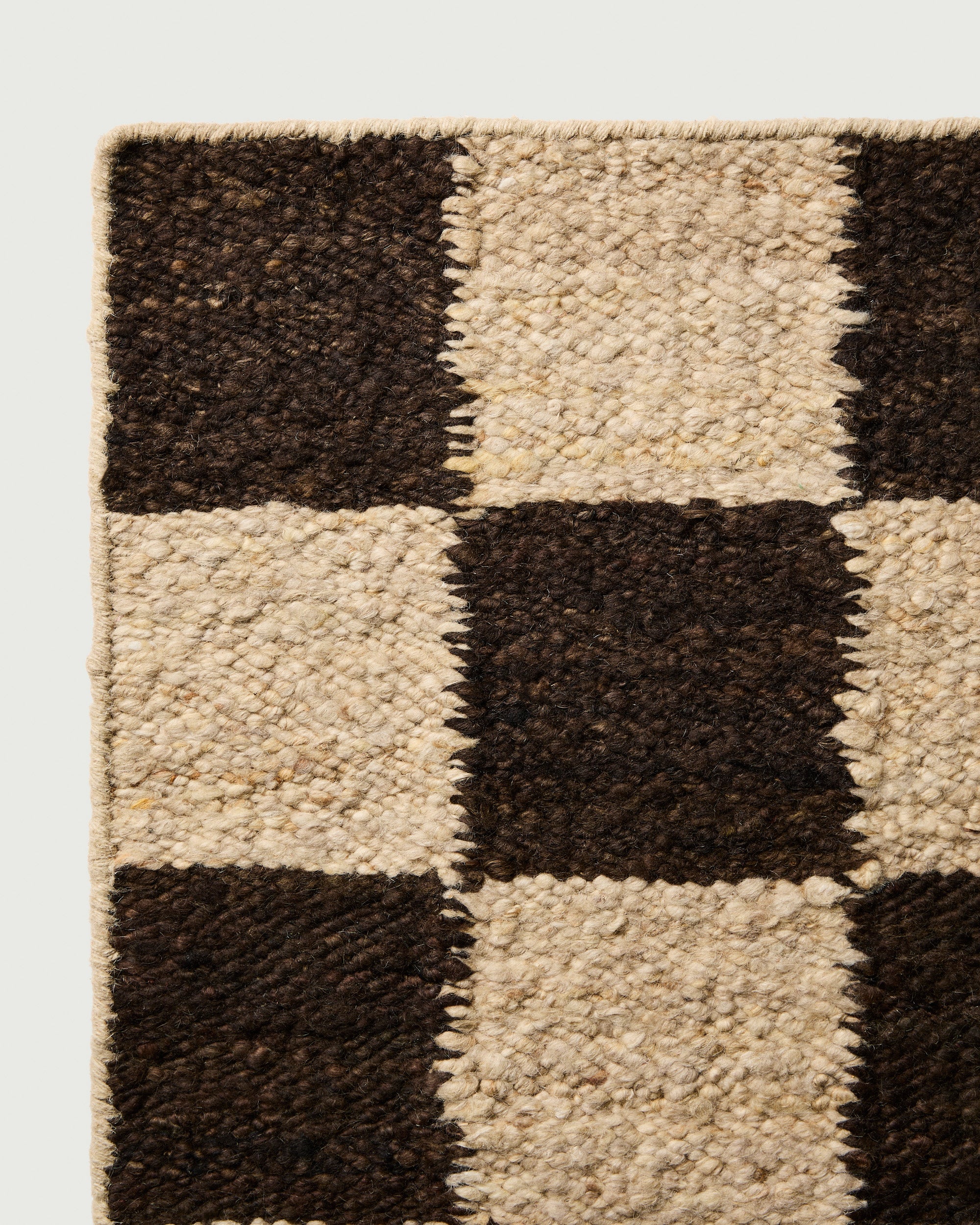 Ava Rug Chocolate - Image 4