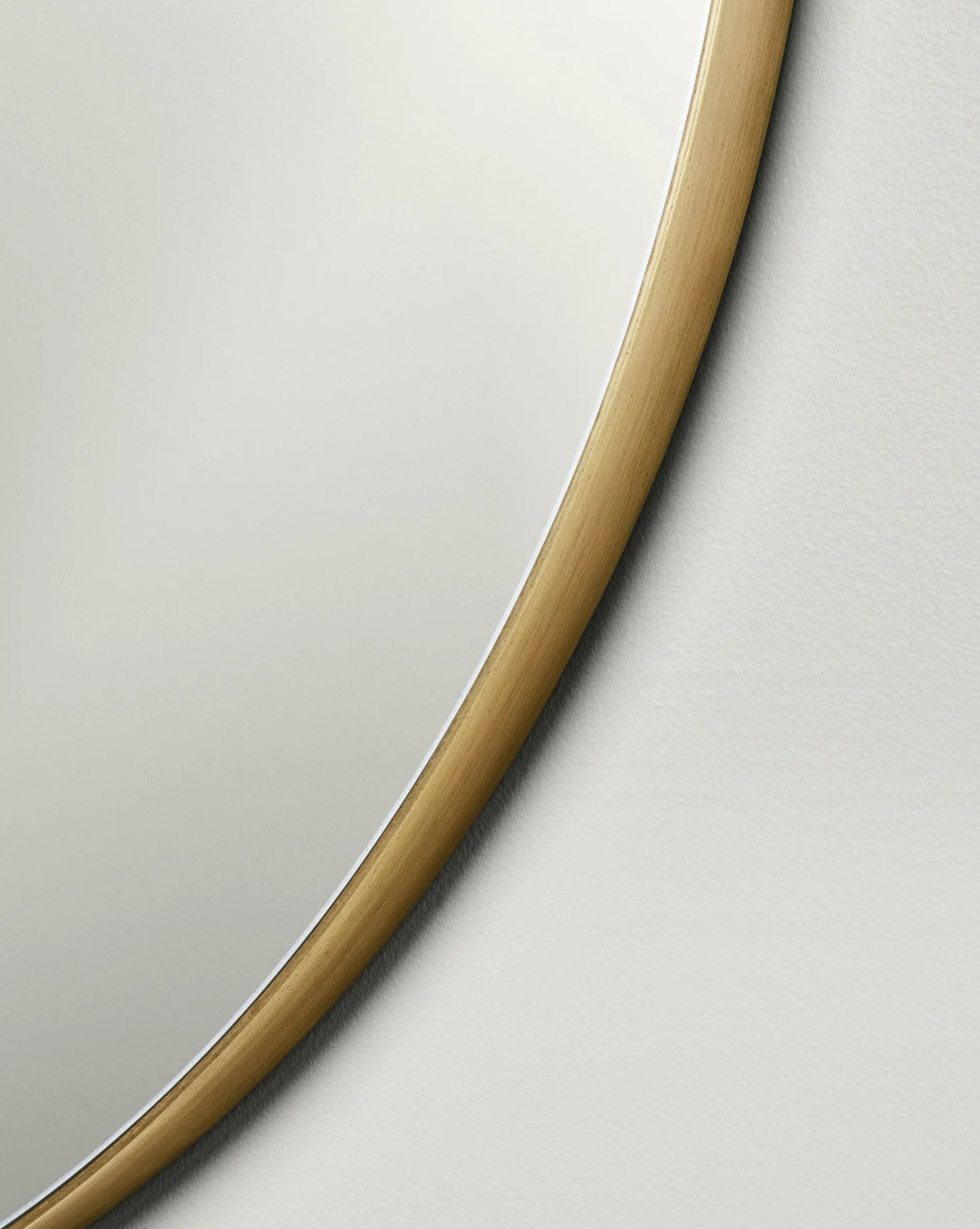 Theo Floor Mirror Brass - Image 3